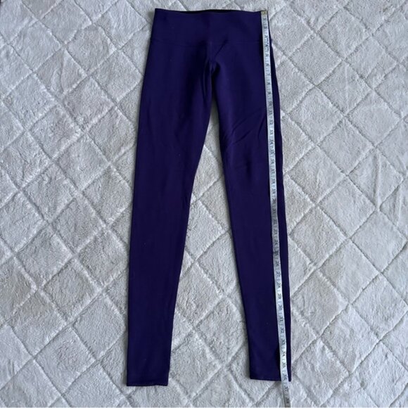 Lululemon | “Dense Purple” Wunder Under Pants | Size 4 - Picture 8 of 10